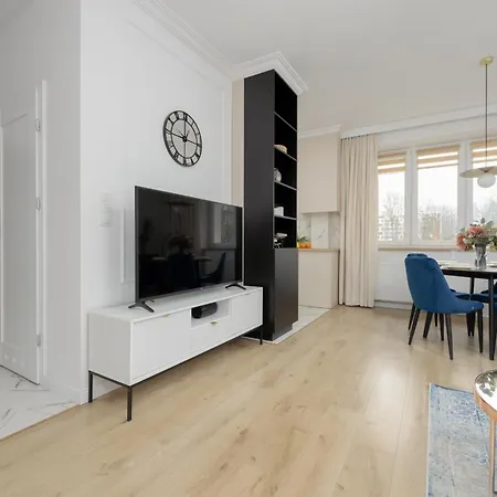 Ludwiki Modern Wola By Renters Апартаменты